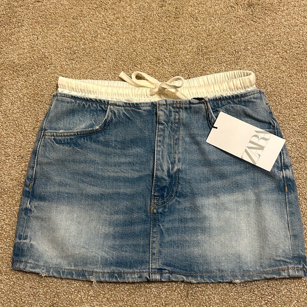 ZARA Contrasting TRF denim skirt size XS